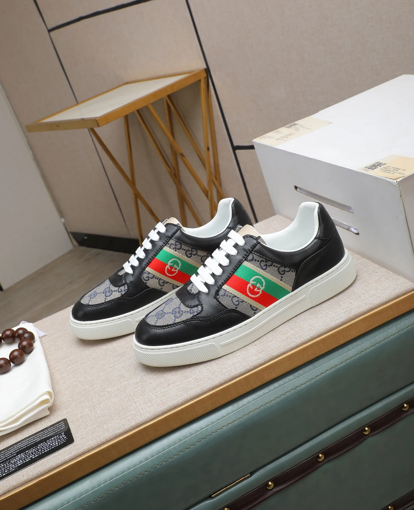 Men's shoes💰440 GUCCI🔍🔍Latest spring style On sale at the same time at the counter, original calfskin imported from Italy, genuine leather lining, (high-end, luxury, and class) exquisite workmanship, soles: original soles specially provided by the original factory, ⚠Exclusive double-layer movable molded soles are super comfortable⚠, real photos🎬The real ones are better🔍🔍"High quality·Follow the order" code number 38-44